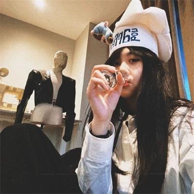 全世界最美的女孩 封面